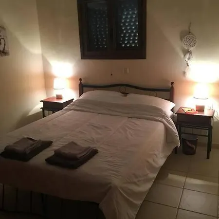 Villa Nikkis House In Stoupa, Close To All Amenities