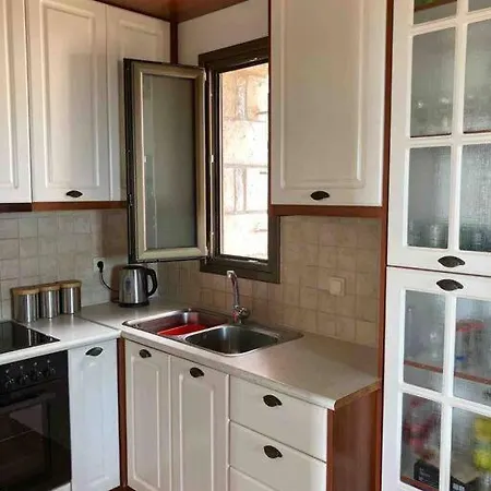 Villa Nikkis House In Stoupa, Close To All Amenities *