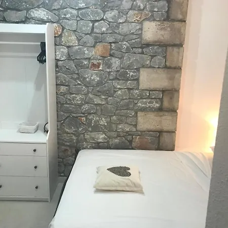 Nikkis House In Stoupa, Close To All Amenities *